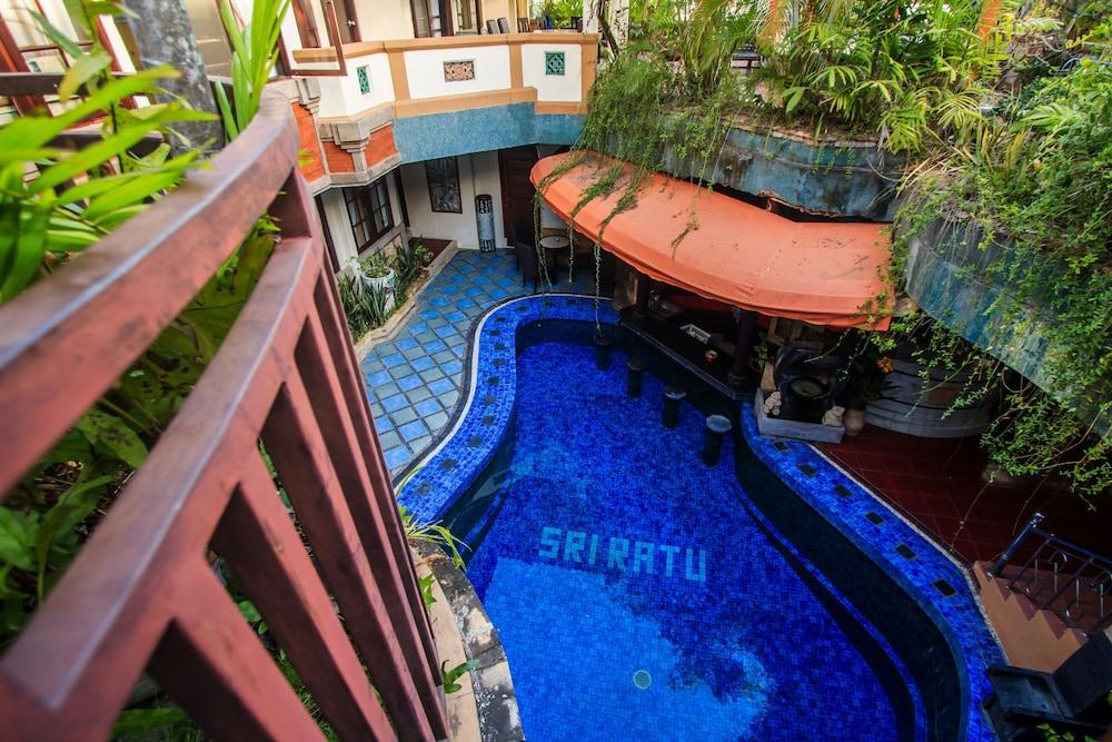 Sri Ratu Hotel Legian Kültér fotó