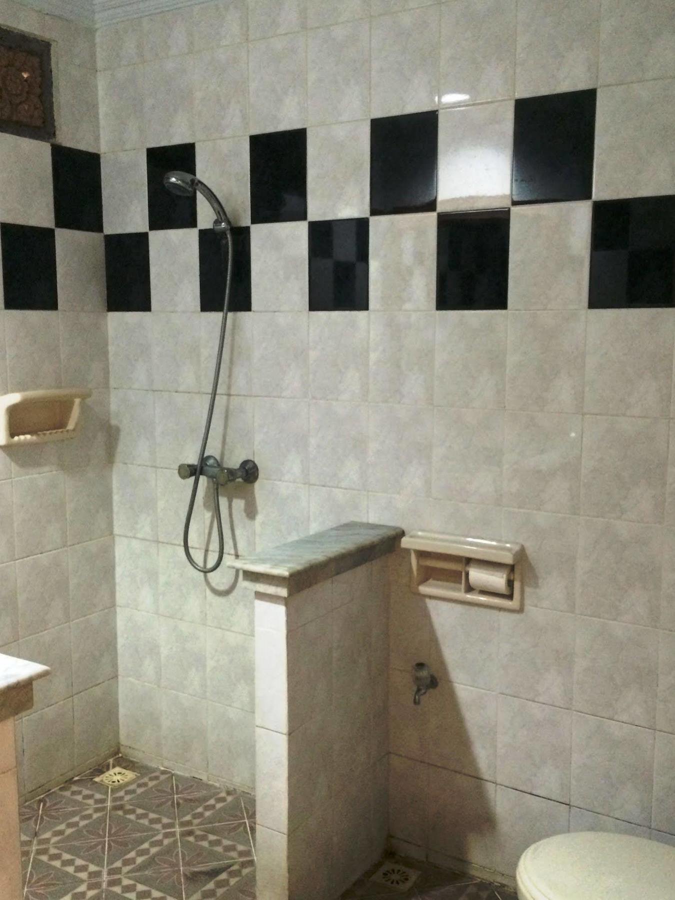 Sri Ratu Hotel Legian Kültér fotó