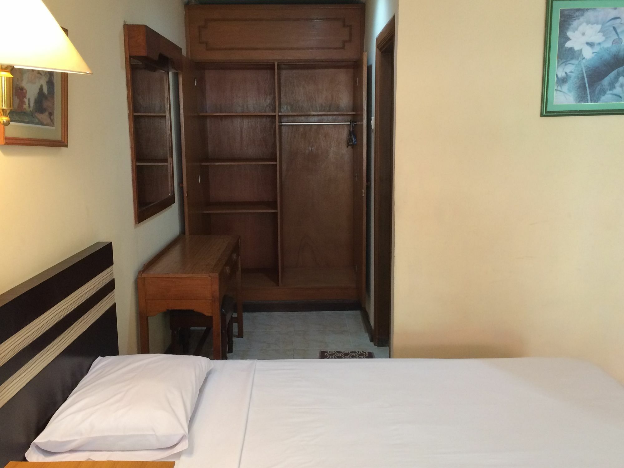 Sri Ratu Hotel Legian Kültér fotó