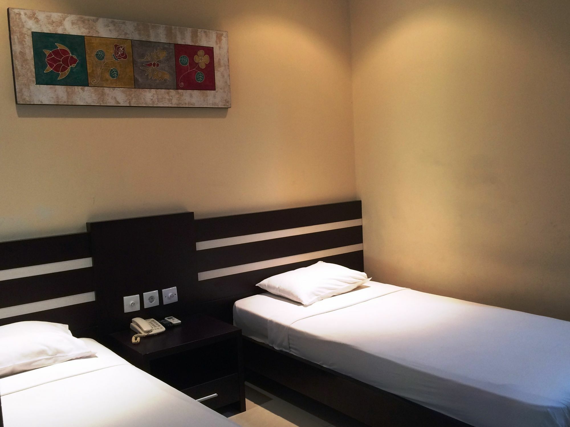 Sri Ratu Hotel Legian Kültér fotó