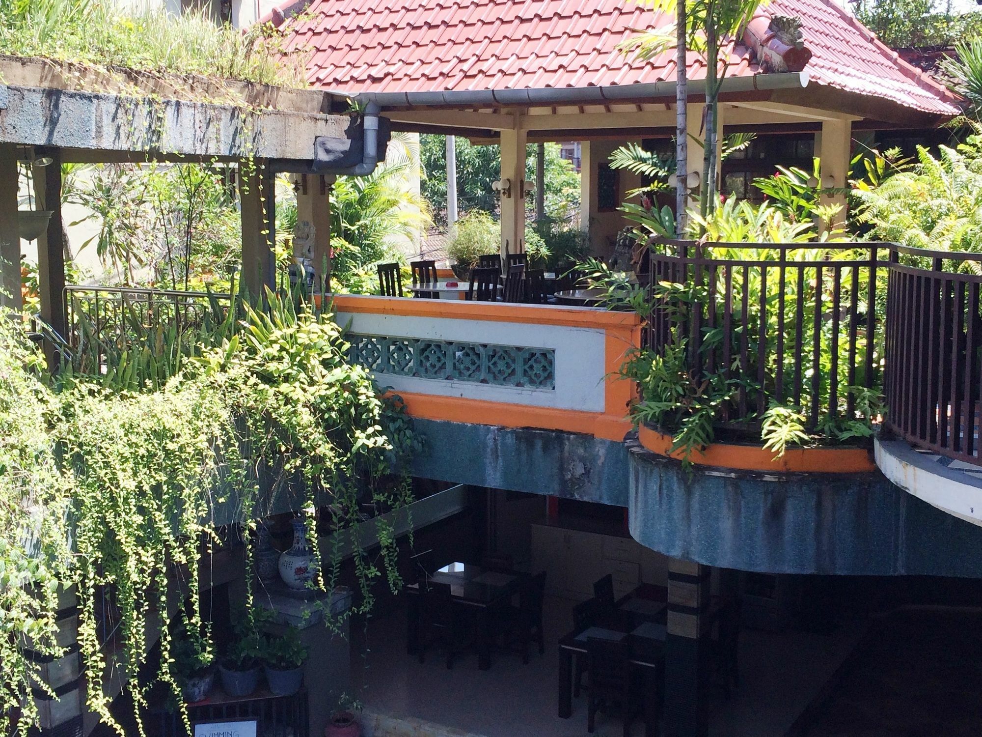 Sri Ratu Hotel Legian Kültér fotó